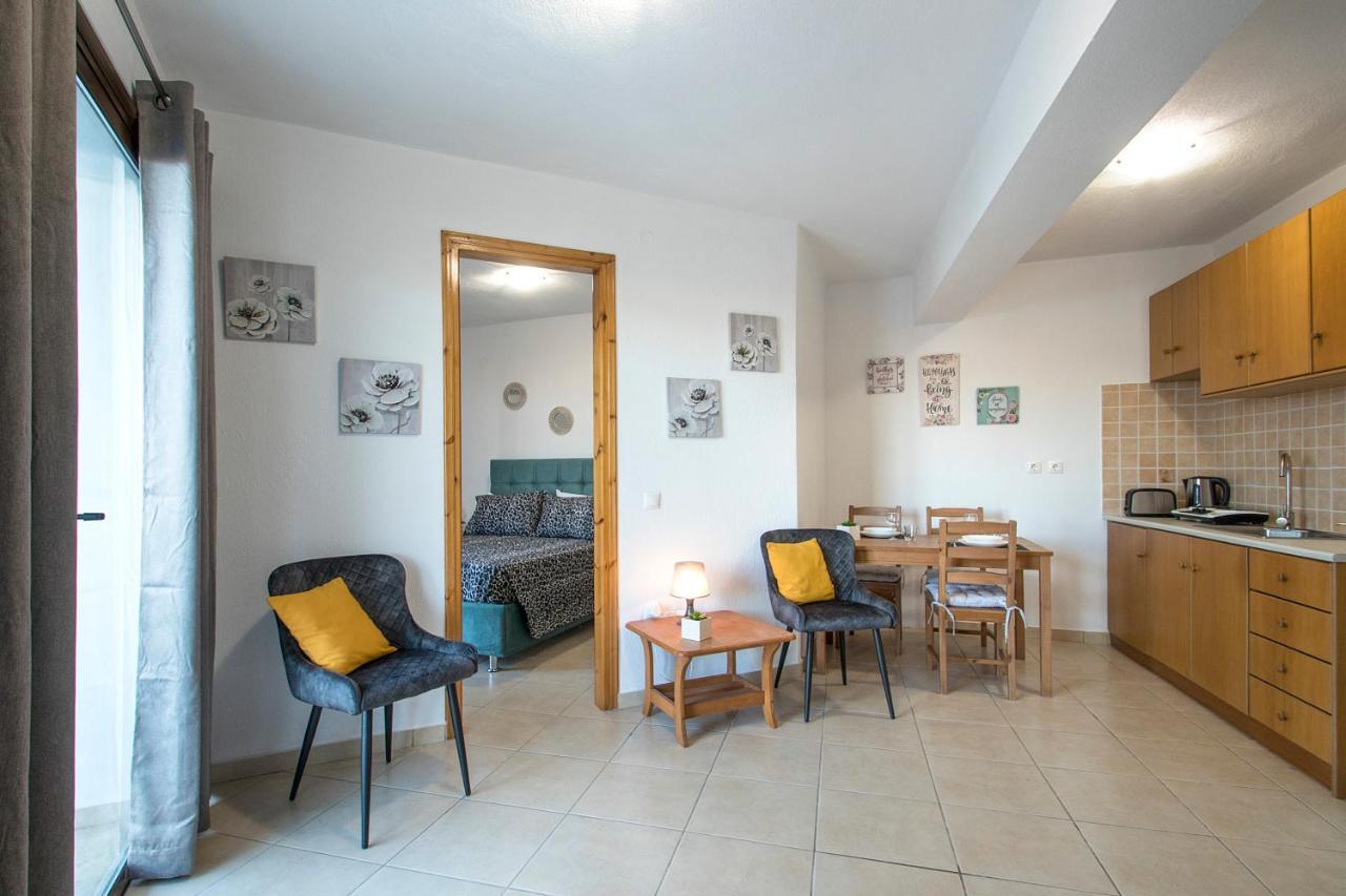 D & E Apartments Skiathos Exterior foto